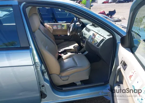 2009 Ford Focus Se из США, поврежденный, VIN 1FAHP35N39W160507